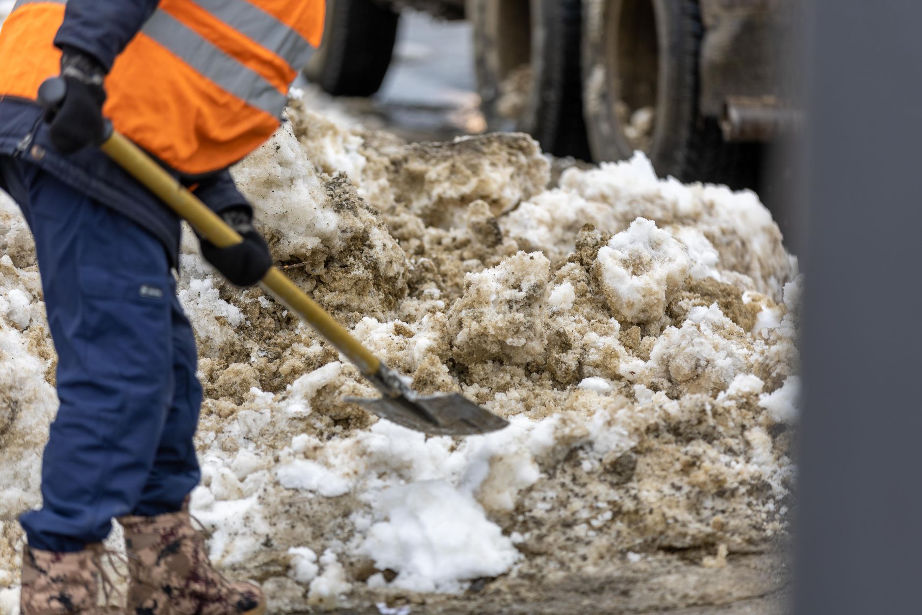 The Case for a Single Excellent Shovel