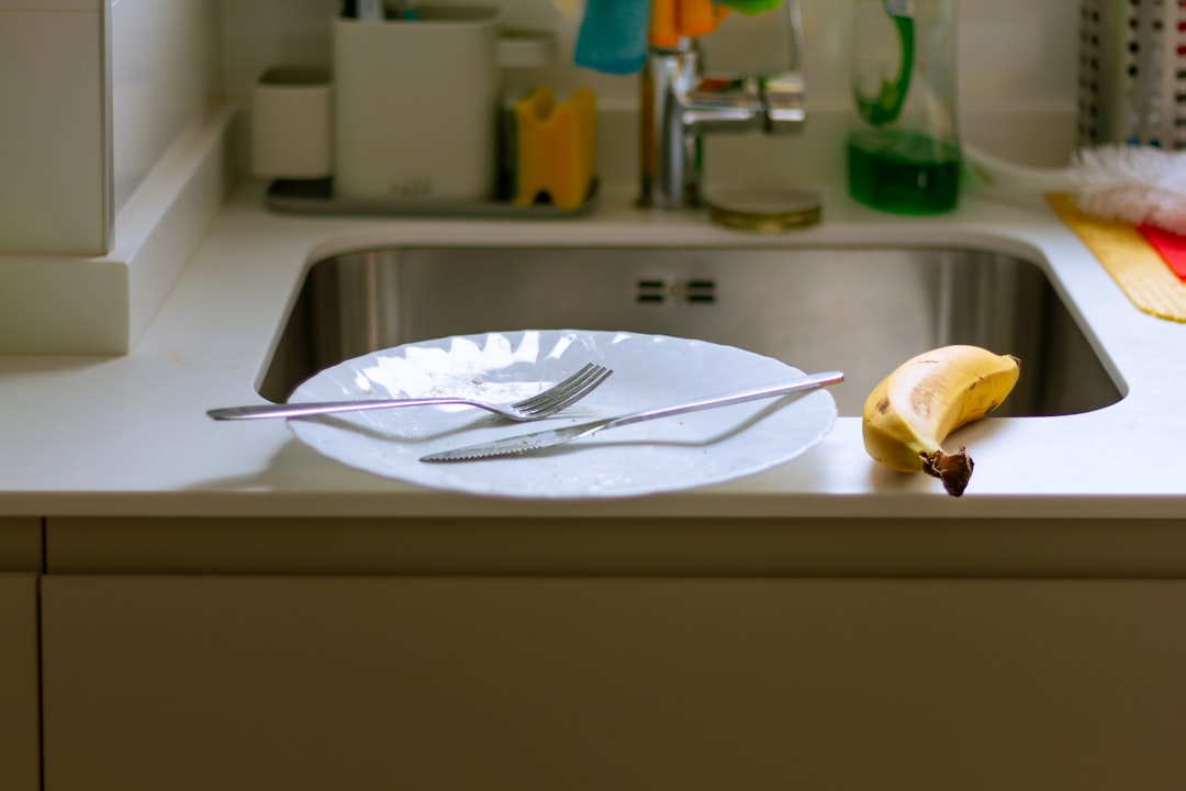 A Slow Approach to Reducing Kitchen Waste